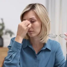 Does LASIK Hurt?